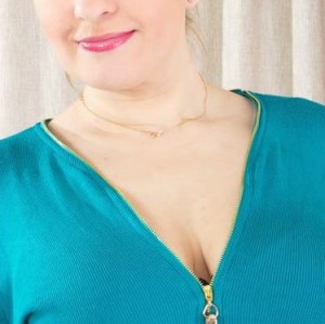 Mirela sucht reifen Ihn für Flirt